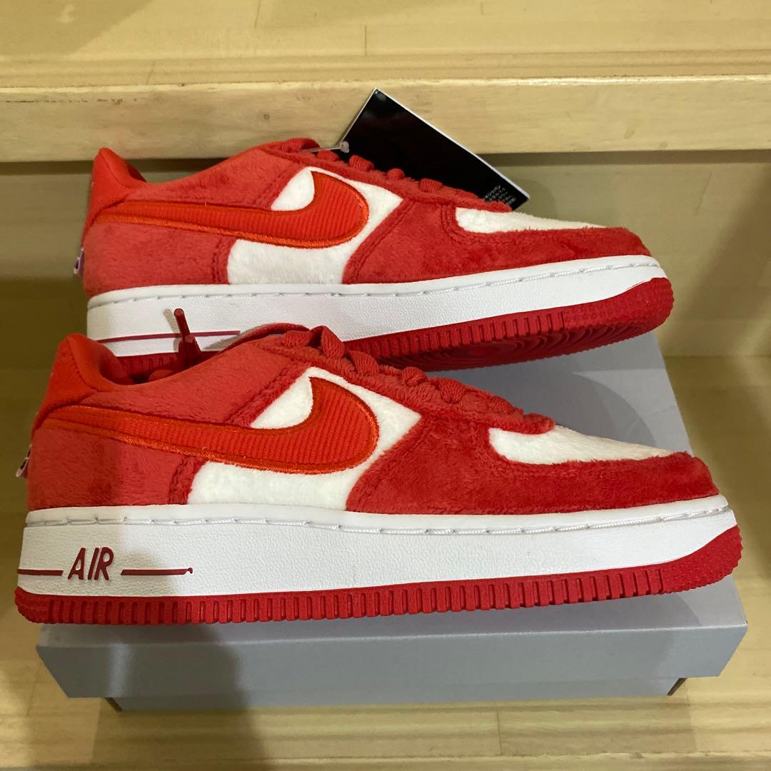 新品◯NIKE AIR FORCE 1 GS バレンタイン2024◯22cm