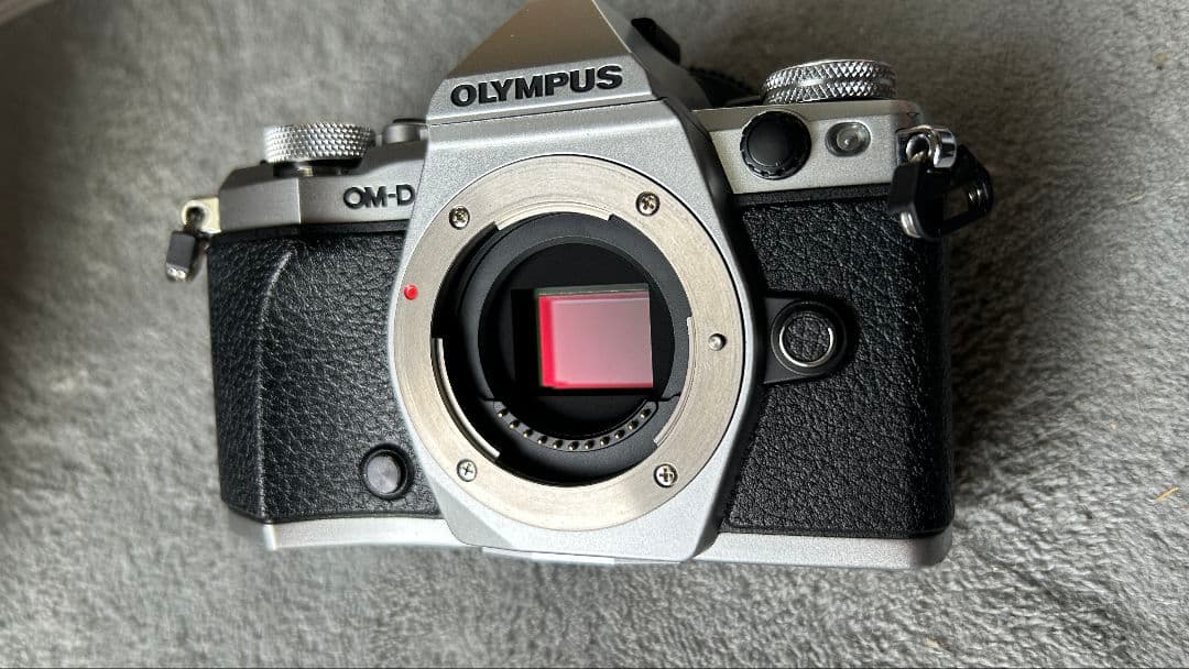 OLYMPUS OM-D E-M5 Mark II レンズ2本セット