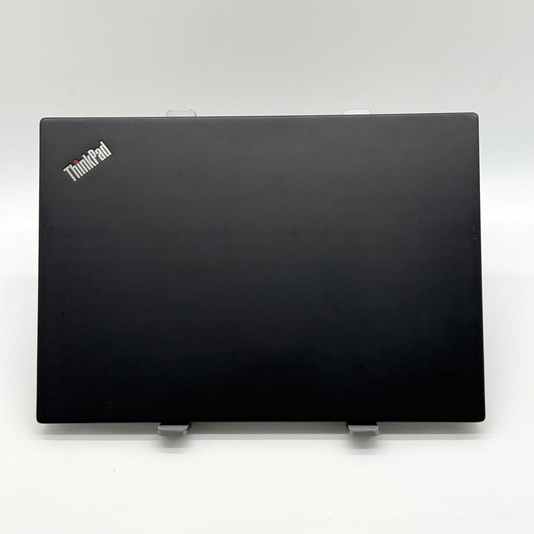 準美品 ThinkPad 第8世代i7 16GB SSD512 11pro 軽量