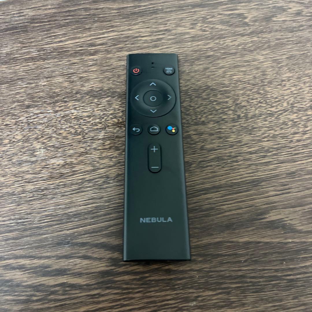 Nebula Capsule II 本体 + リモコン