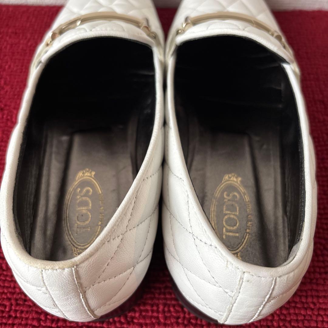 美品‼️✨【TOD’S】トッズ ホワイト ローファー 革靴