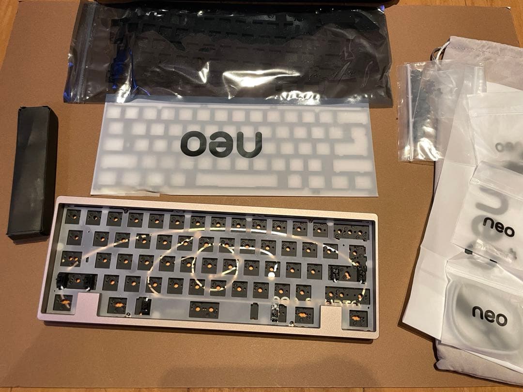 Neo60 CU WKL 自作キーボード