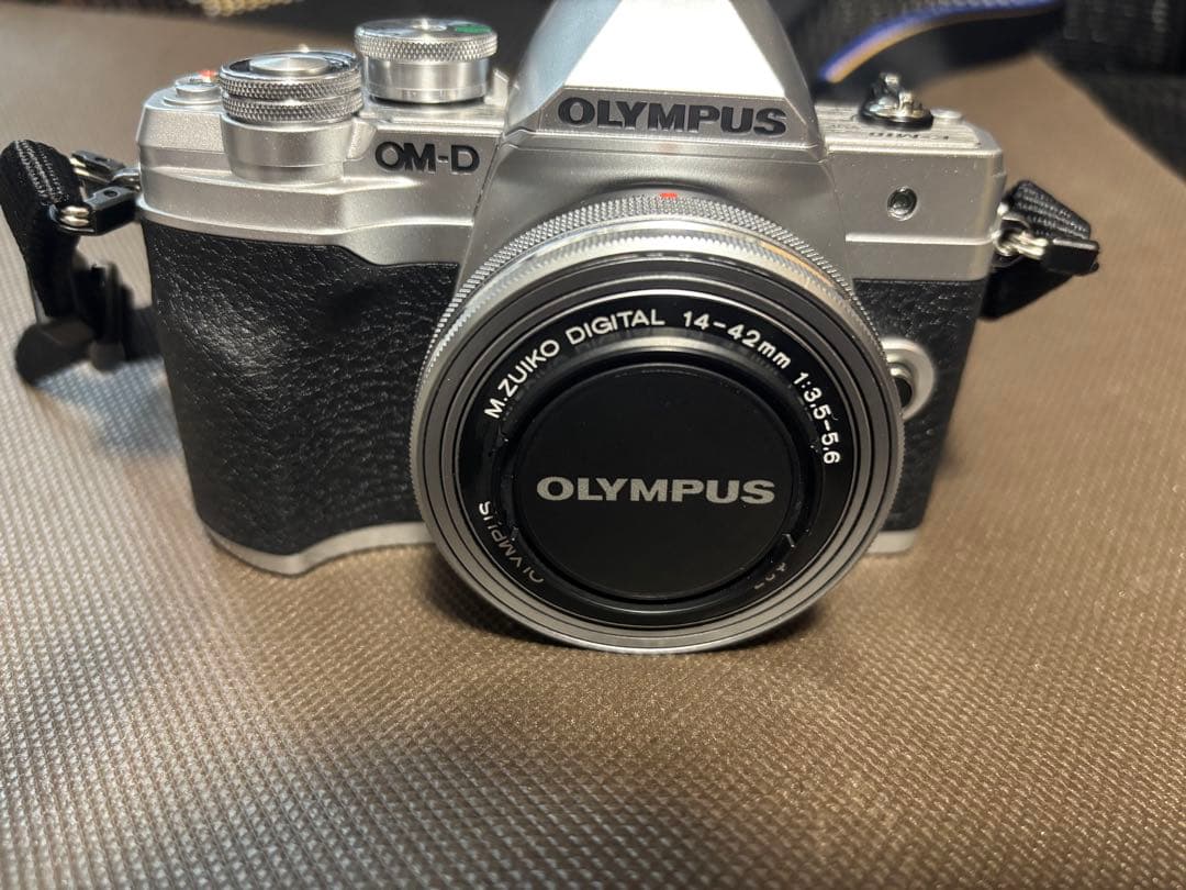 Olympus E-M10 Mark IV フィルムカメラ