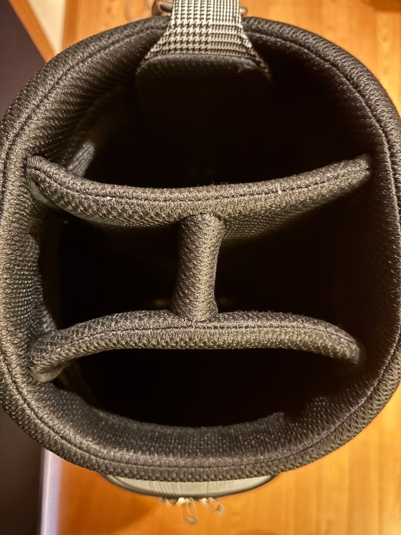 ゼクシオ XXIO キャディバッグ 軽量　GGC-X111 ネームタグ未使用