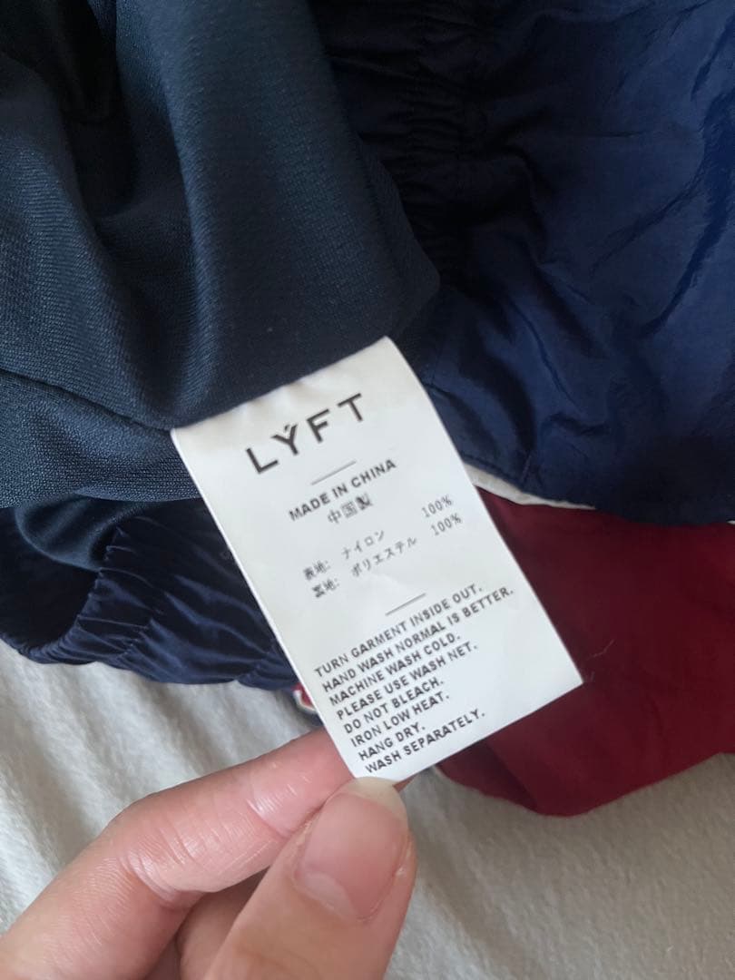 LYFT サイドボタン ナイロン　トラックパンツ ネイビー/ワインレッド　M