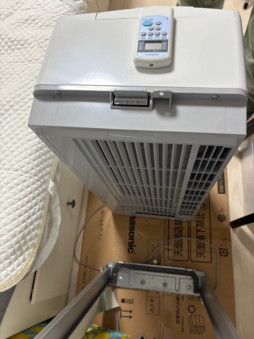 CORONA窓用エアコン ホワイト2025年