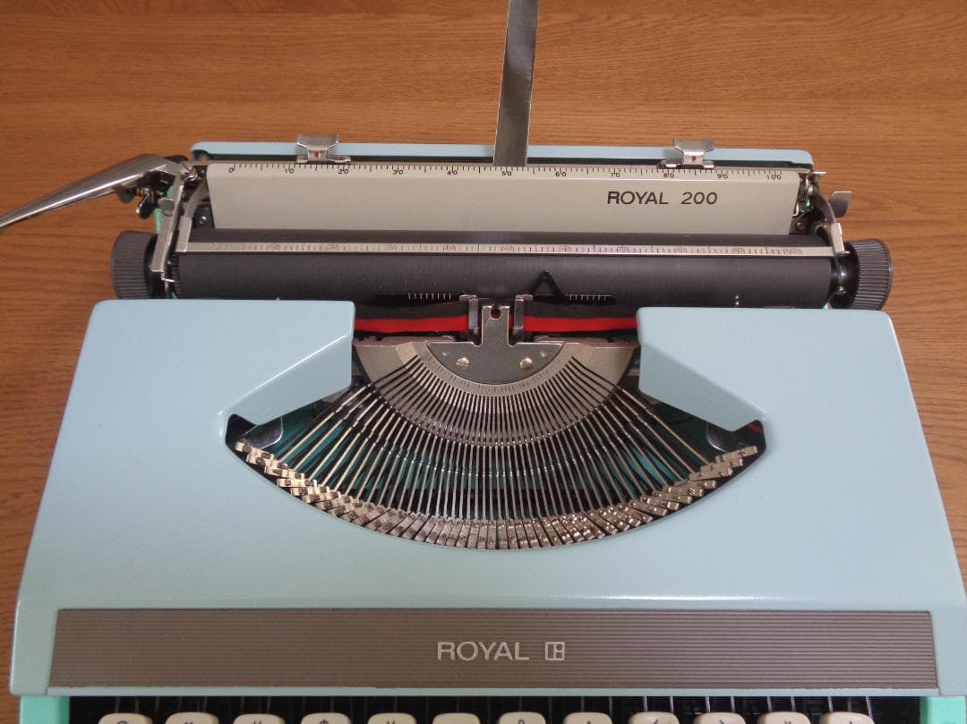 完動品　 200　ロイヤルタイプライター　パステルカラー