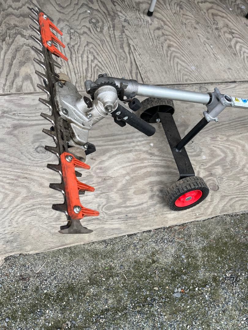 エコー　50Vバッテリー T字型バリカン　BTT510 ECHO 草刈り機