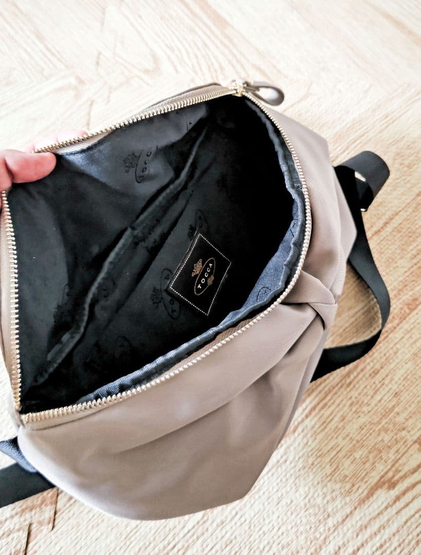 TOCCA 撥水RIBBON KNOT BODY BAG ボディバッグ