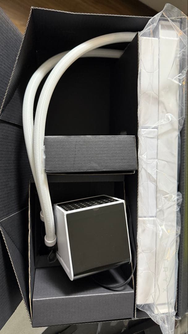 TRYX Panorama 360 AIO CPU 簡易水冷クーラー