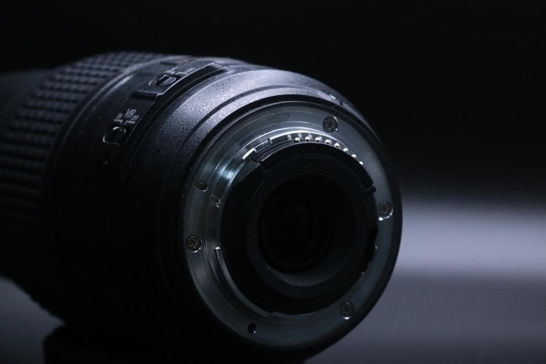 望遠レンズ NIKON DX AF-S 55-300mm F4.5-5.6G