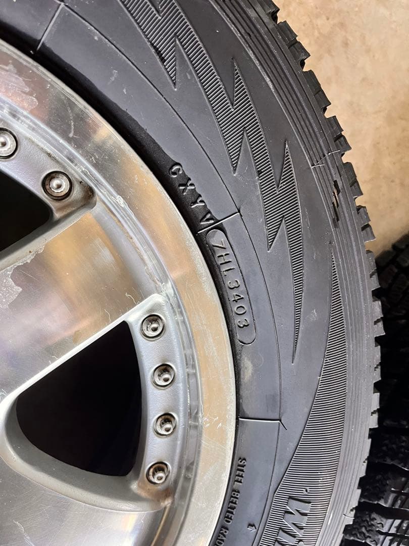 【h.o0328】トーヨー　トランパス　スタッドレス　215/70R16