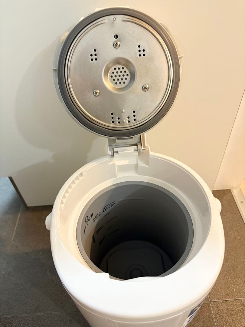 象印　スチーム加湿器(EE-RT50-WA)2024年製