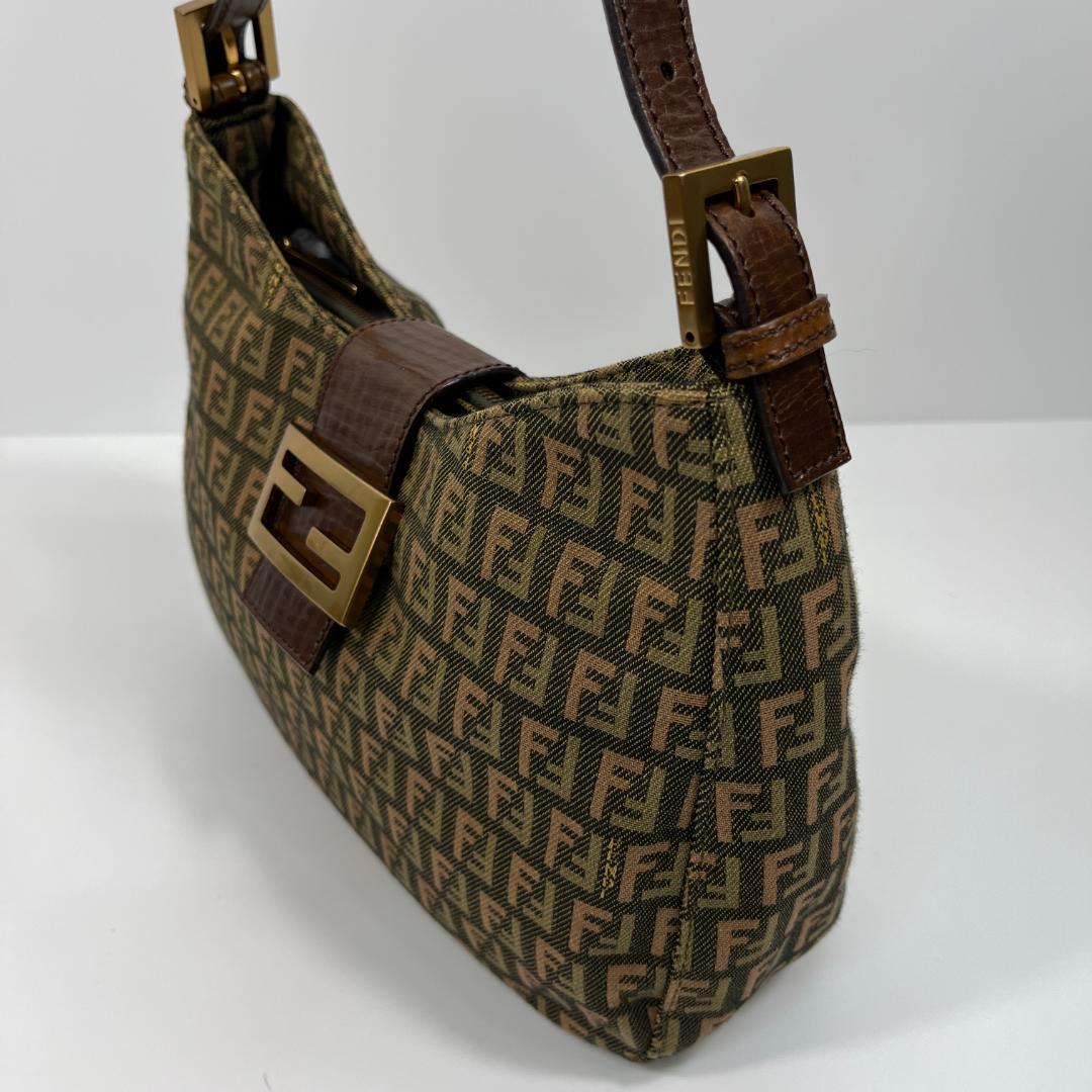 フェンディ8BR036 RU8 マンマバゲット ズッキーノ MBZ154