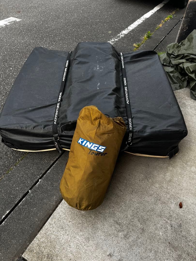 アドベンチャーキングス ルーフトップテント　アネックス付き