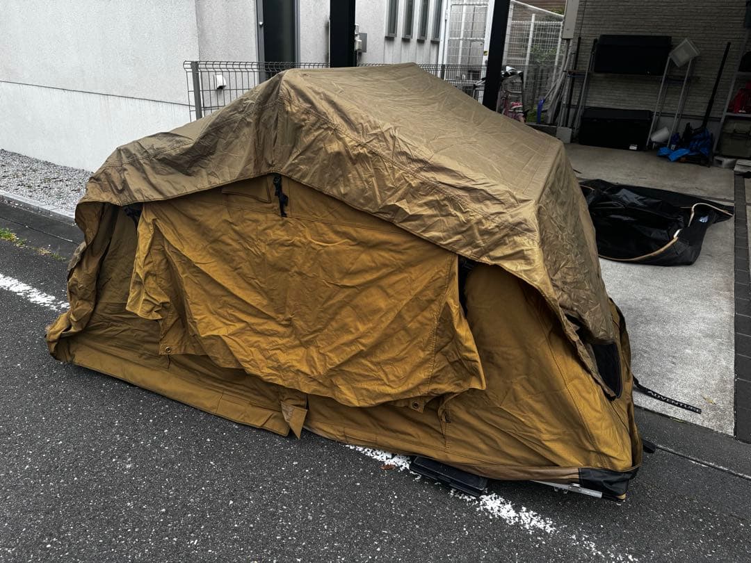 アドベンチャーキングス ルーフトップテント　アネックス付き