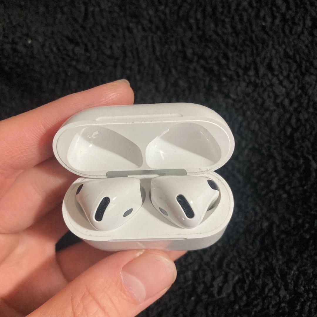 イヤホン AirPods 4