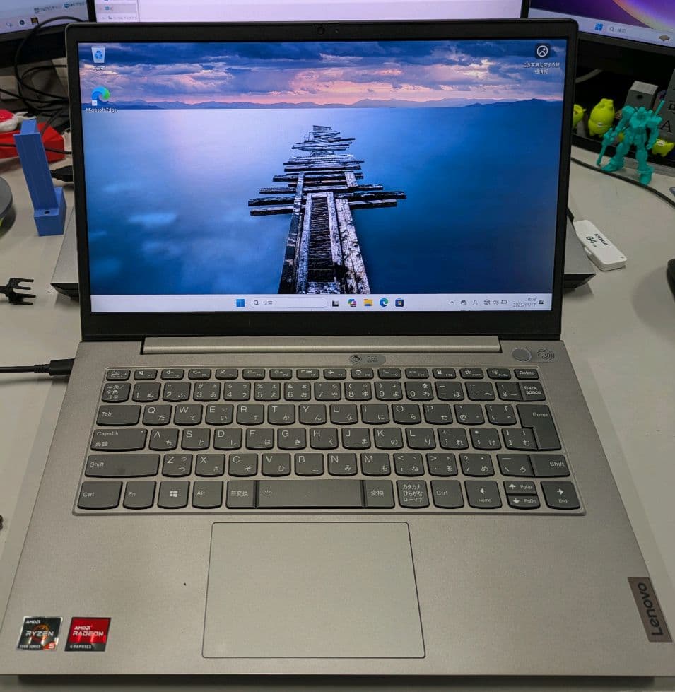 Thinkbook 14 Gen3 Ryzen5 5500U　画面汚れあり