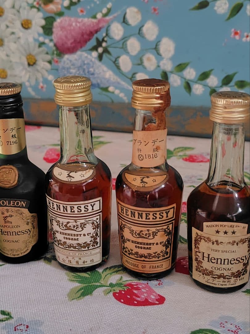 ジャズ　ヘネシー　スリースター、ヘネシー　ナポレオン、スペシャル　30ml 4本