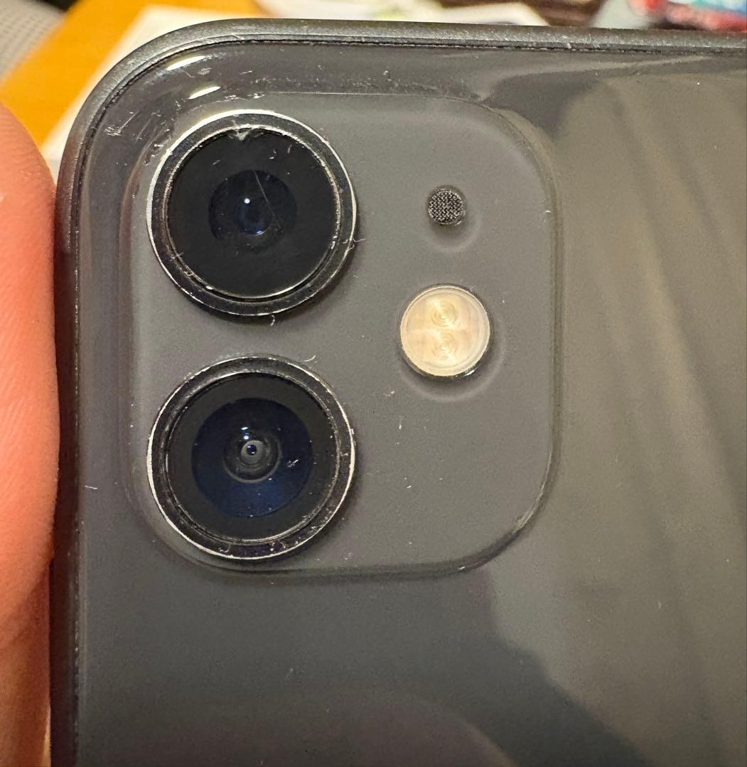 Apple iPhone 11 128GB SIMフリー 充電ケーブル付き