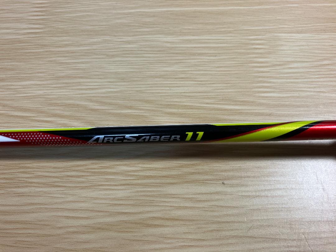 【お買い得】アークセーバー11　ラケットケース・グリップテープ付　ヨネックス