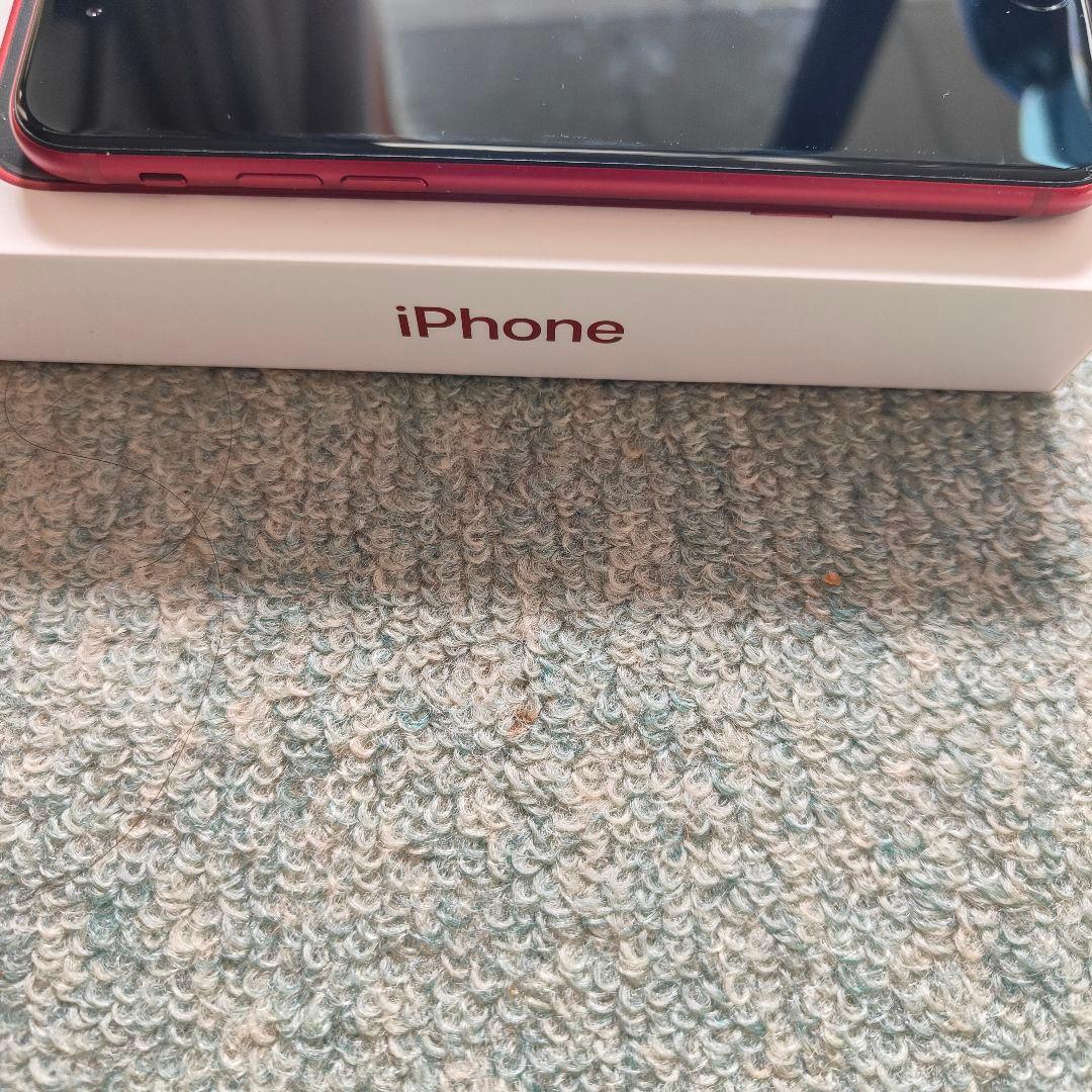 iPhone SE 3 （第3世代) 64GB レッド