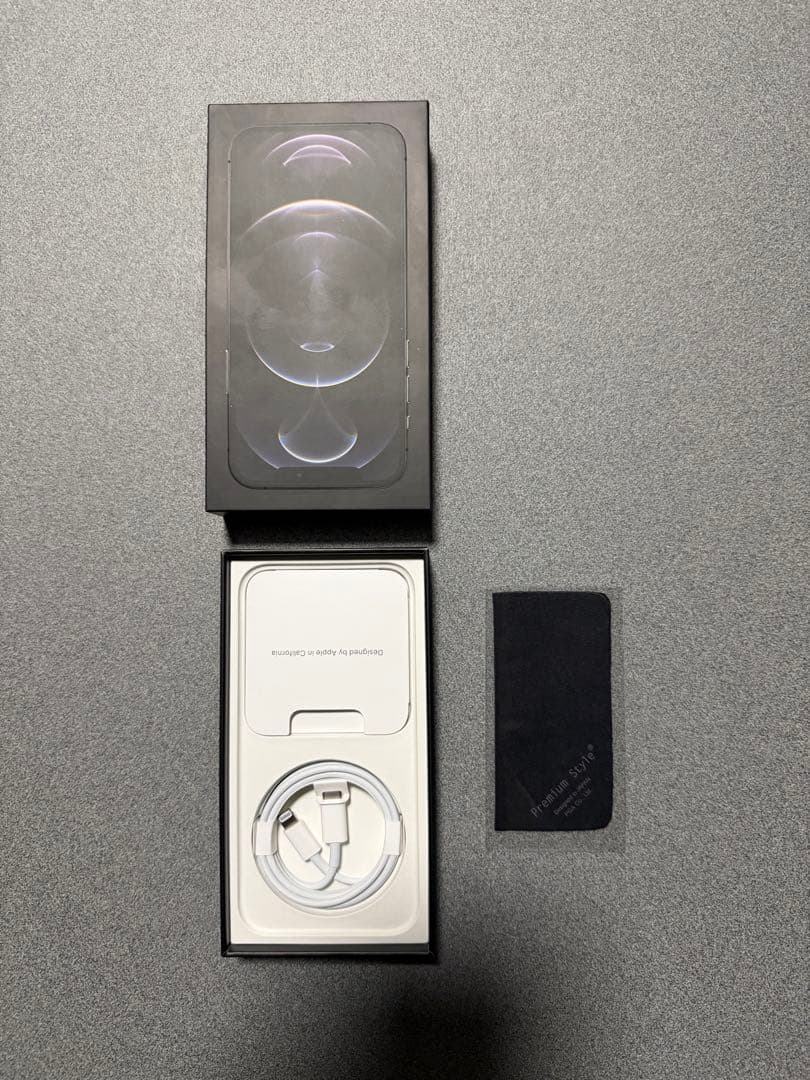 Apple iPhone 12 Pro 256GB グラファイト本体