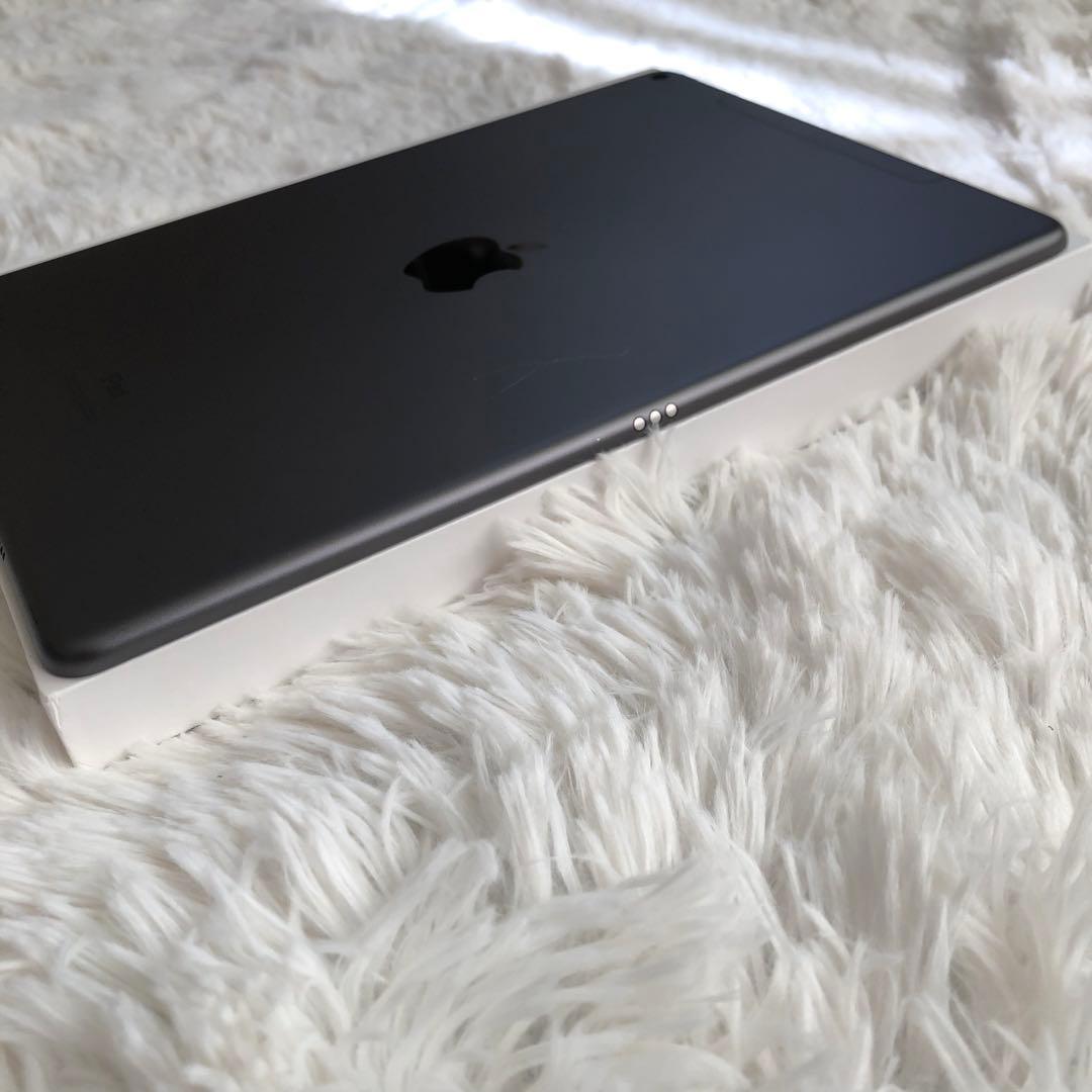 【1台限定特価格】iPad Air3 256GB SIMフリー 【すぐ発送】