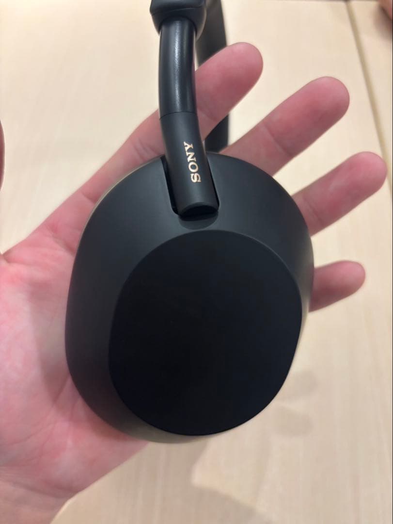 SONY ワイヤレスヘッドホン ブラック WH-1000XM5