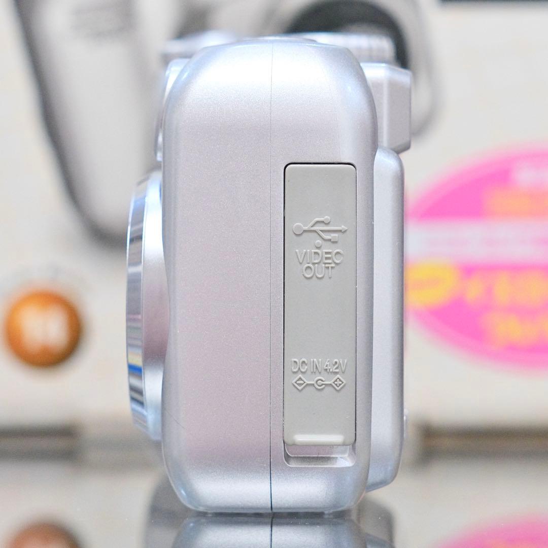 美品動作品 平成レトロ CCD Nikon COOLPIX E2100 元箱付き