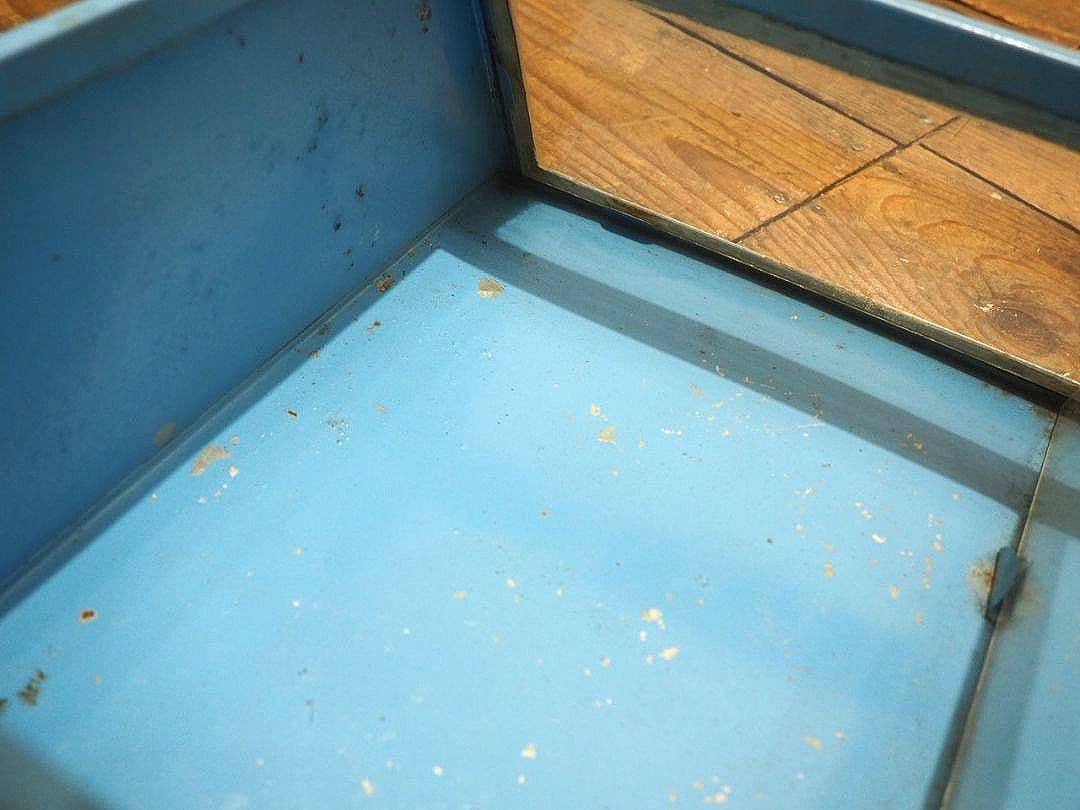 1328 昭和レトロな駄菓子屋のガラスケース　飾り棚　陳列棚　ビンテージ　古家具