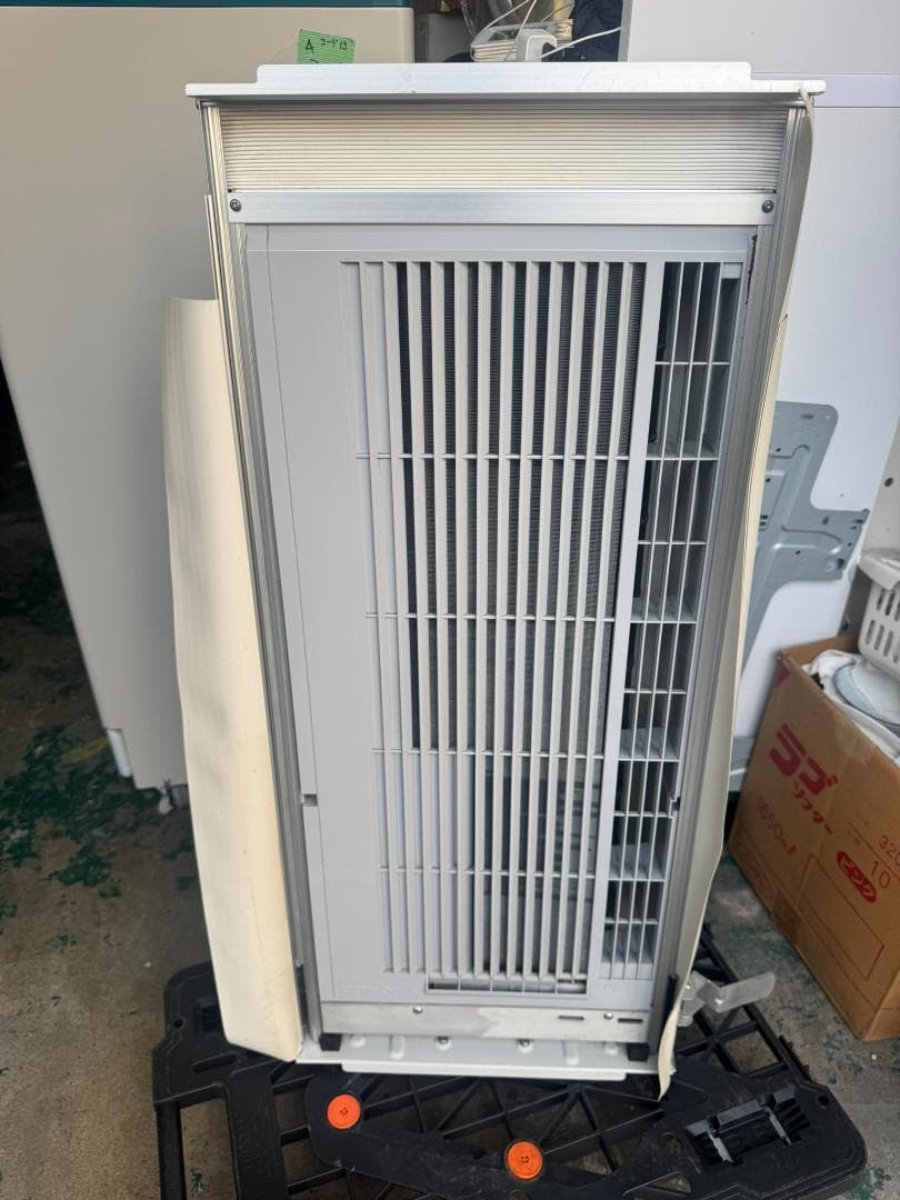 (4205W1)*コロナウインドエアコンCW-FA1818 2018年製 窓枠付