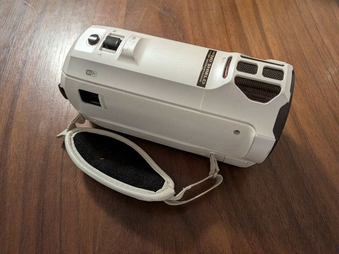 ジャンク？撮影時真暗。Panasonic 4K ビデオカメラ ズーム