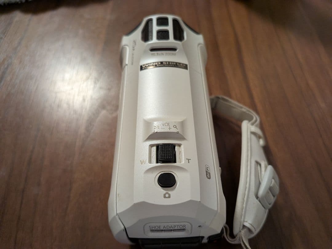 ジャンク？撮影時真暗。Panasonic 4K ビデオカメラ ズーム