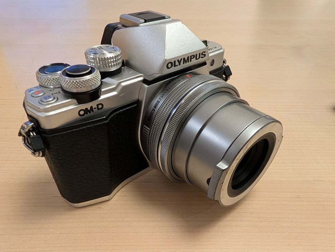 OLYMPUS オリンパスOM-DE-M10MarkII EZダブルズームキット