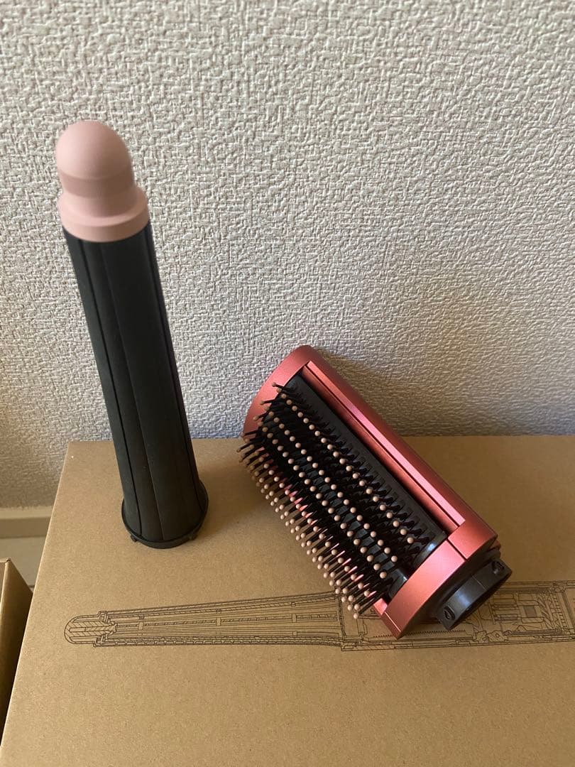 美品　Dyson air wrap i.d.ダイソン　新品ポーチ付