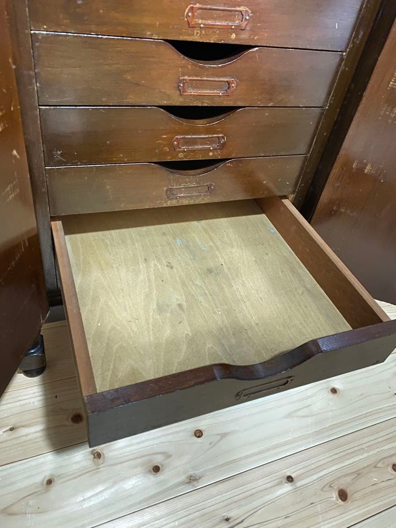 昭和レトロ　アンティークドロアーキャビネット　ヴィンテージ家具