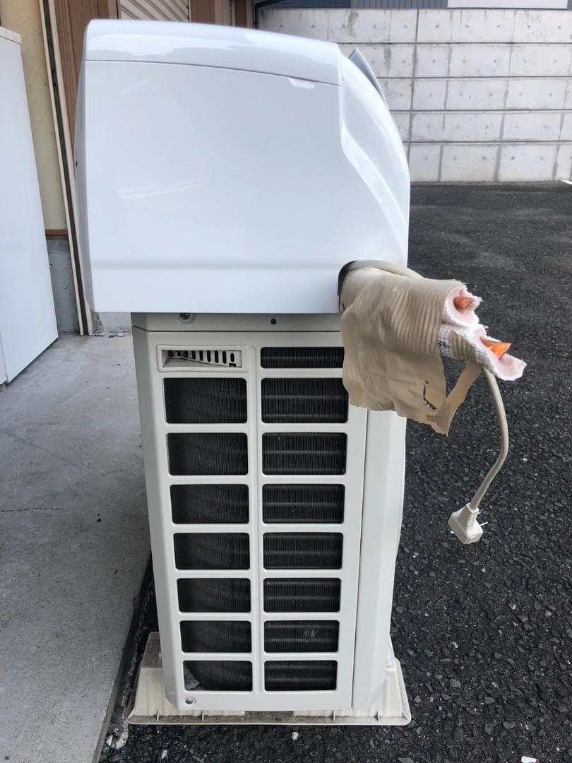 動作OK アイリスオーヤマ ルームエアコン 主に6畳用 IHF-2207G