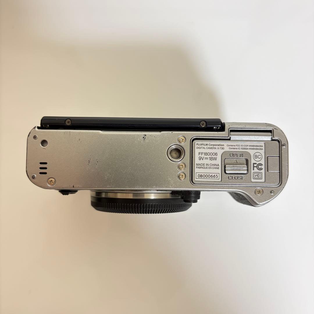 Fujifilm X-T30 ミラーレスカメラ 本体 シルバー