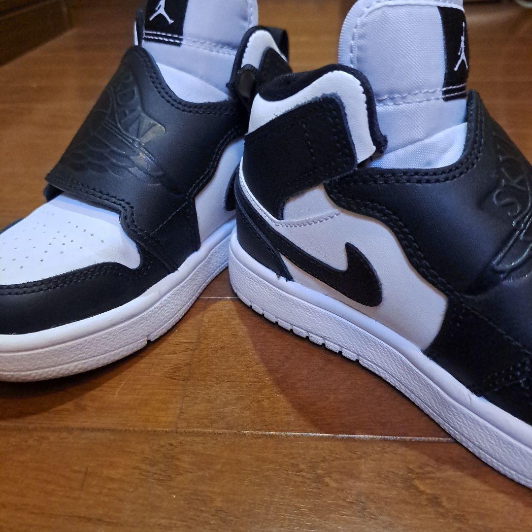 Sky Jordan 1 (PS) ブラック/ホワイト12C/ １８cm