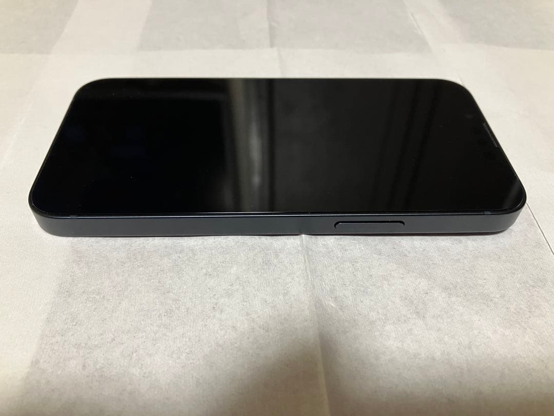 iPhone 13 mini ミッドナイト 128GB（ほぼ未使用）