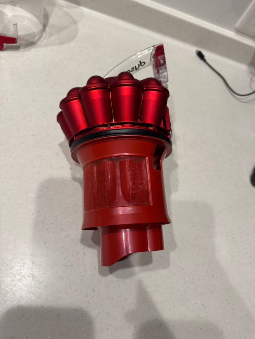 Dyson 電気掃除機DC48