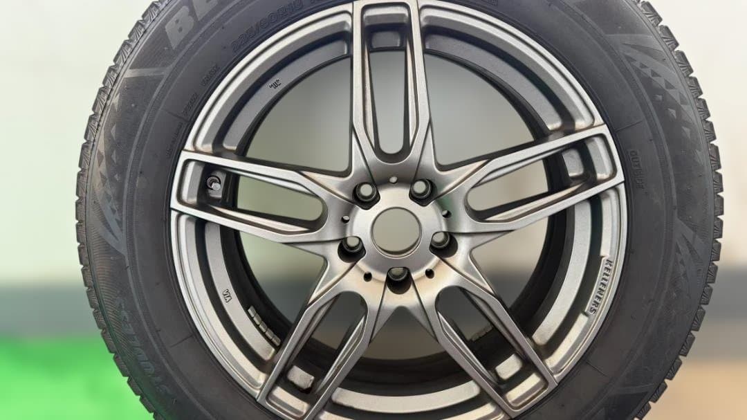 ブリヂストンVRX3  X3(G01)用 18インチスタッドレス