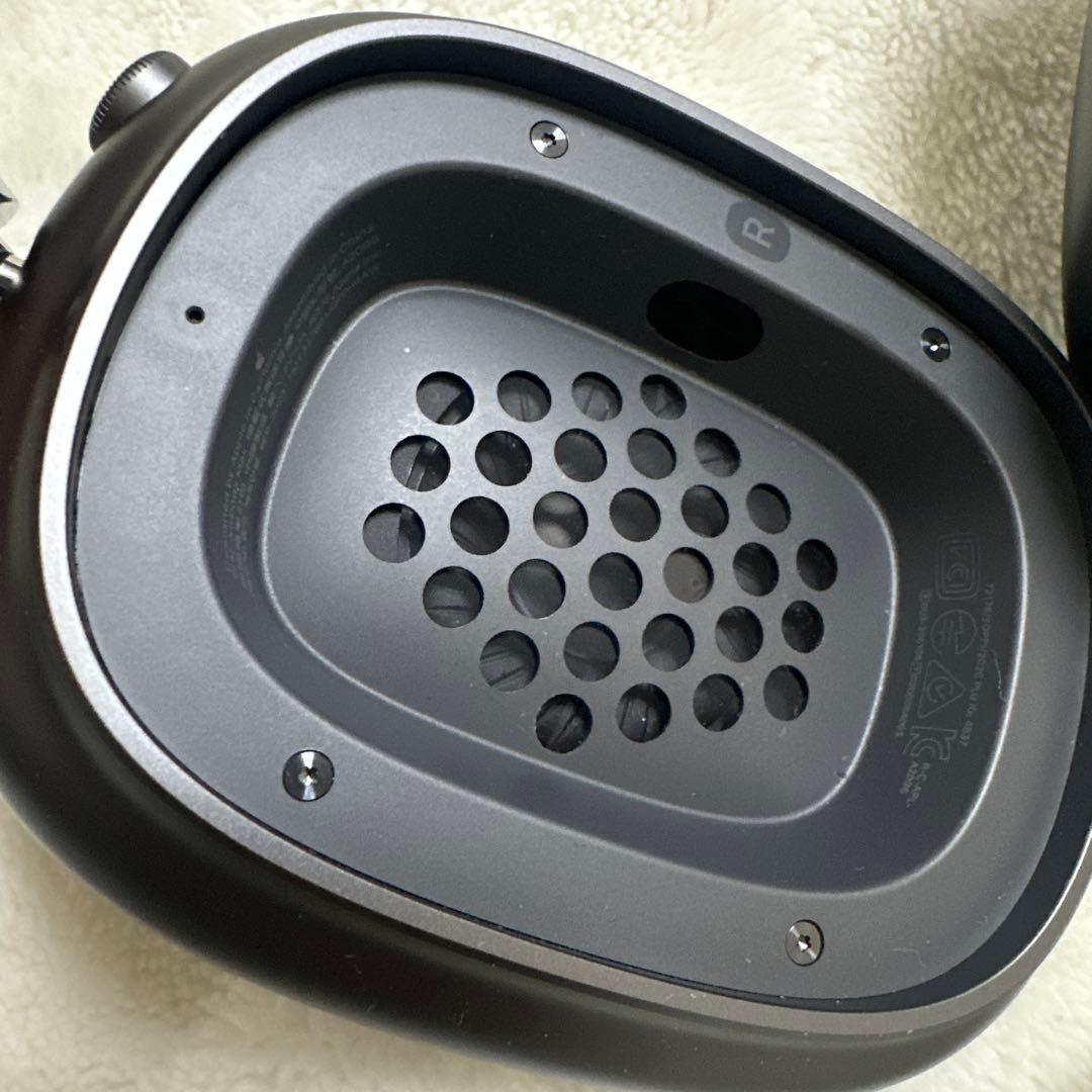 airpods max スペースグレー【ライトニングタイプ】