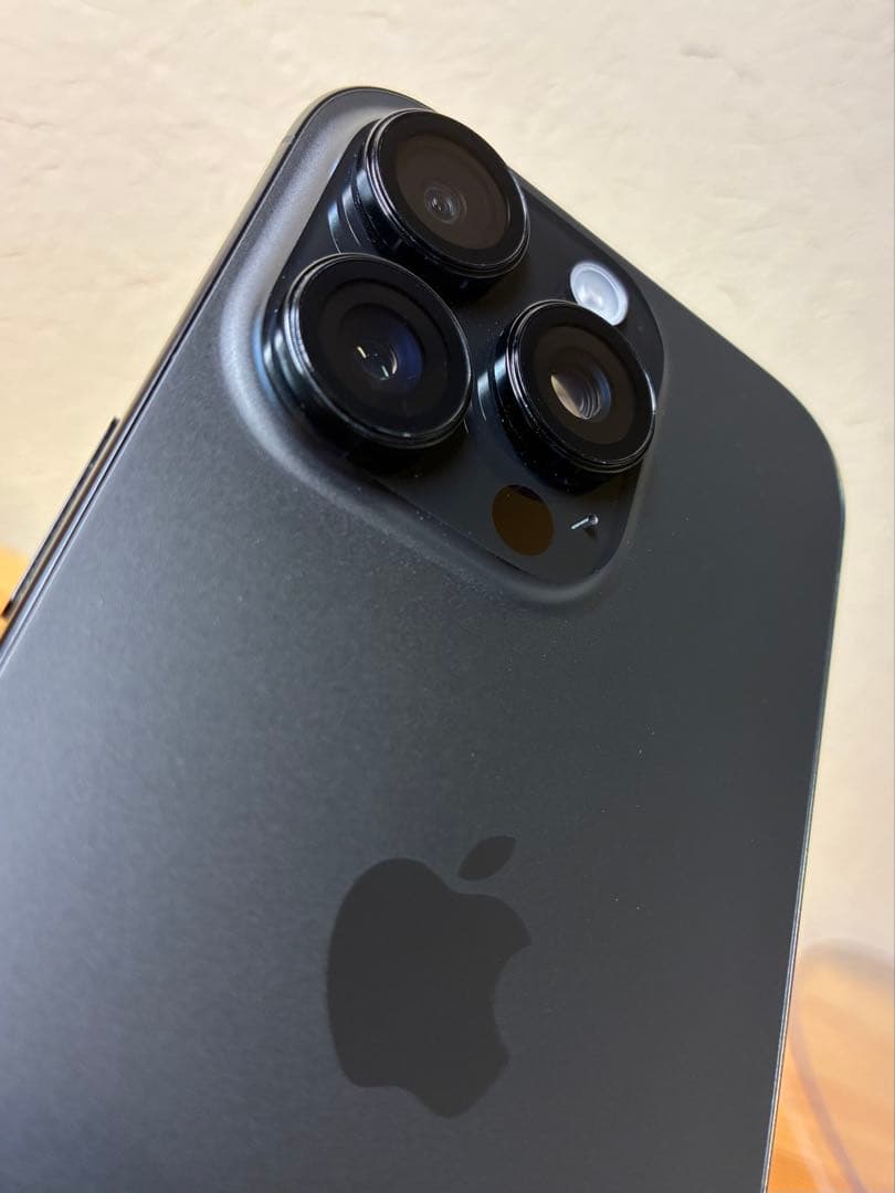 k*n様 iPhone16Pro 256GB SIMフリー+NIMASO、CAS