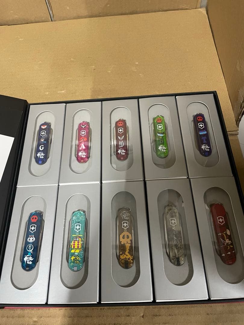 VICTORINOX クラシック ヤッターマン コレクション 全10色