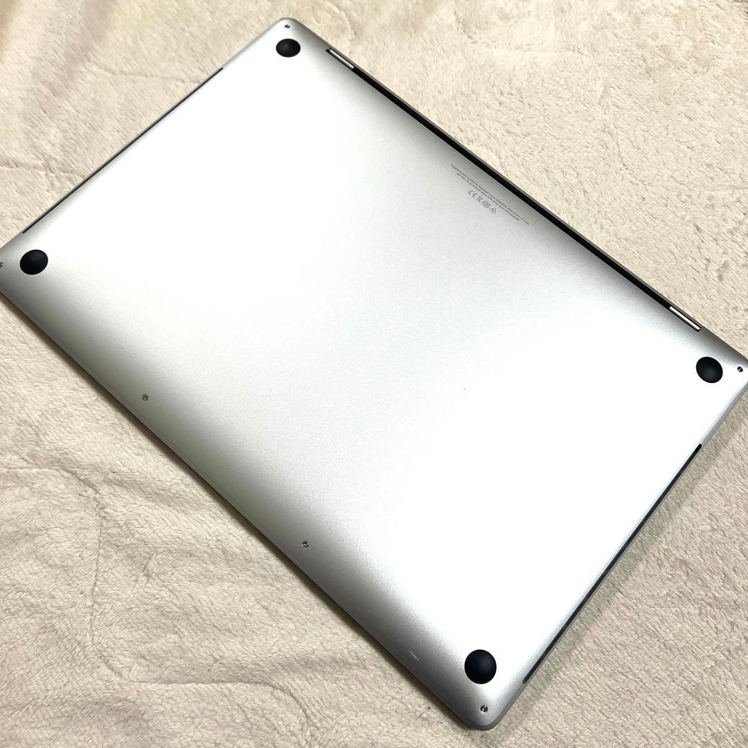 Apple MacBook Pro 16インチ 2019 A2141 シルバー