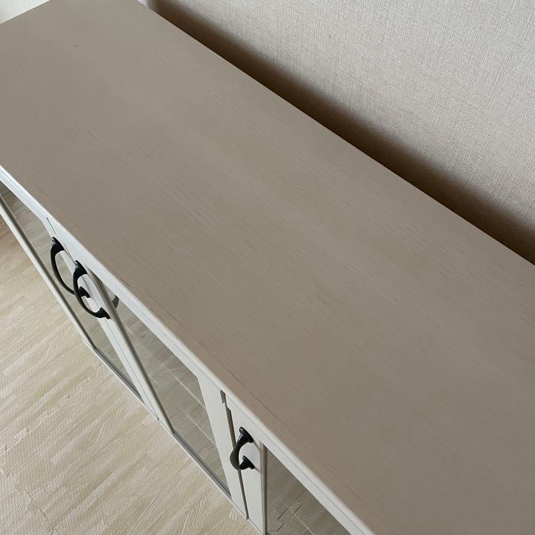 SHRAI STORE キャビネット　ホワイト木製ガラス扉ラック