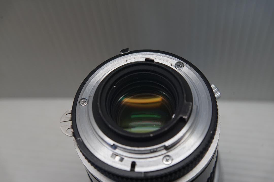 Micro-NIKKOR　105mm　1:2.8　Ai-S　前後キャップ付き