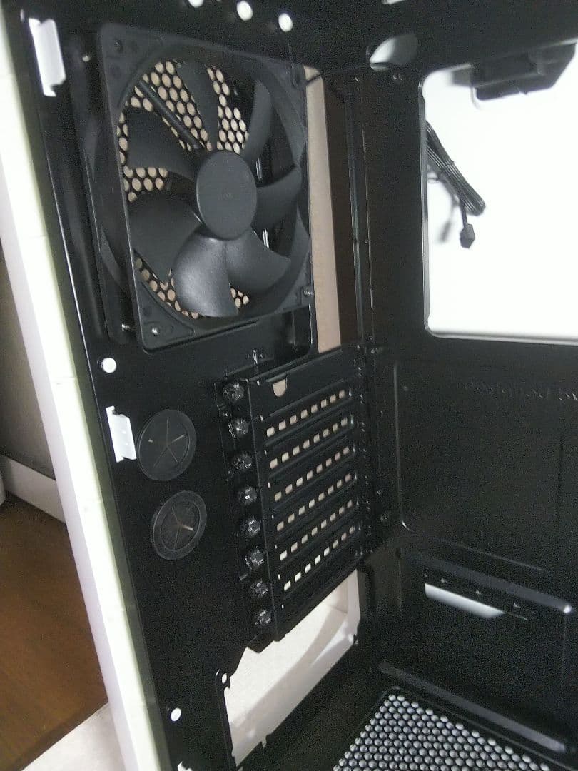 PCケース(自作PC用) Corsair Graphite Series600 TCC600TWM-WHT